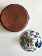 Load image into Gallery viewer, Painted Ceramic Lidded Dishes
